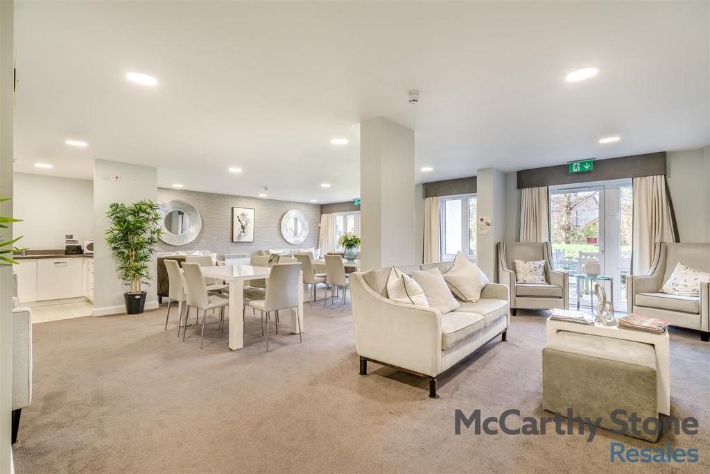 8669185-interior13.jpg