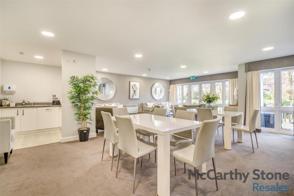 8669185-interior15.jpg