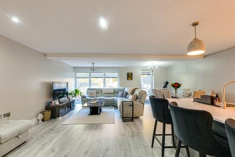 undefined, London Hill, Rayleigh, SS6