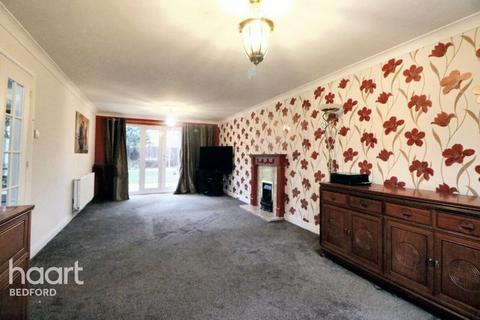 4 bedroom detached house for sale, Croxden Way, Bedford