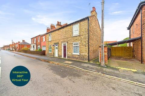 2 bedroom end of terrace house for sale, Butts Road, North Lincolnshire DN18