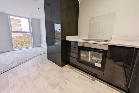 1 bedroom flat to rent, Canal Walk, Southampton SO14