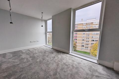 1 bedroom flat to rent, Canal Walk, Southampton SO14
