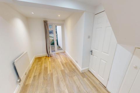 3 bedroom maisonette to rent, Waterloo Street, Hove, BN3