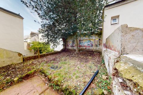 3 bedroom maisonette to rent, Waterloo Street, Hove, BN3