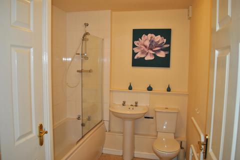 2 bedroom flat for sale, Stanley Road, Worsley M28