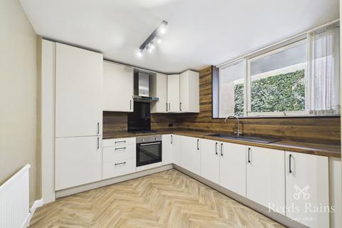 3 bedroom maisonette to rent, Graham Road, South Yorkshire S10