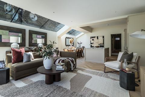 3 bedroom flat for sale, Okehampton Road, London, NW10