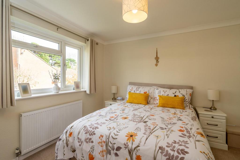 Bedroom 2.jpg