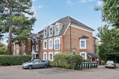 undefined, Woodside Avenue, Woodside Park