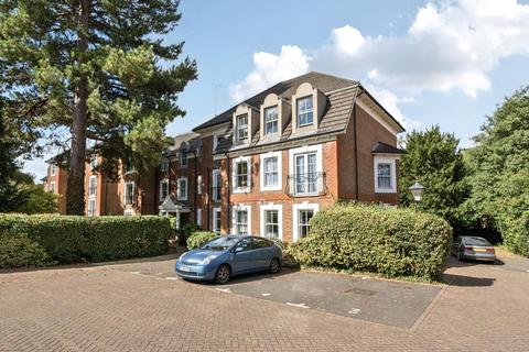 undefined, Woodside Avenue, Woodside Park