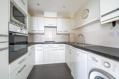 2 bedroom flat to rent, Woodside Avenue, Woodside Park
