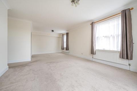 2 bedroom flat to rent, Woodside Avenue, Woodside Park
