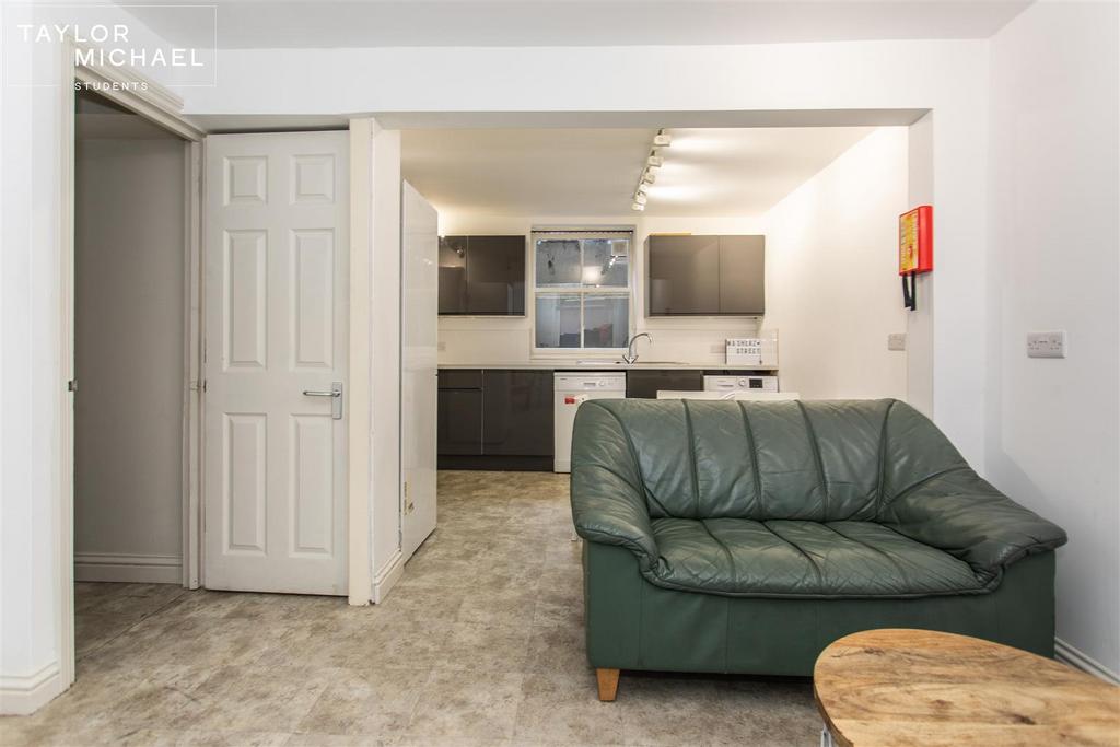 Livingroom/Kitchen