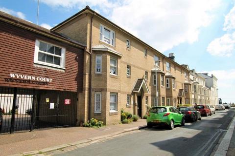 1 bedroom flat for sale, Wyvern Court, West Street, Worthing, BN11 3HD
