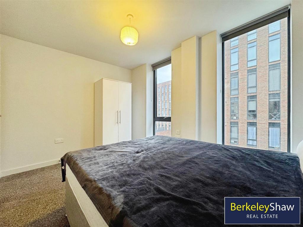 Bedroom (2)