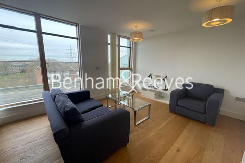 undefined, Colliers wood, Cavendish Road SW19