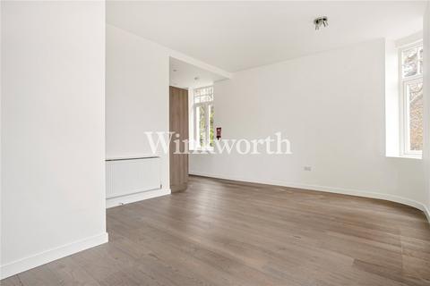 2 bedroom apartment to rent, Frobisher Road, London, N8