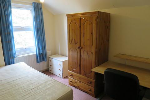 4 bedroom house to rent, St Marys Road