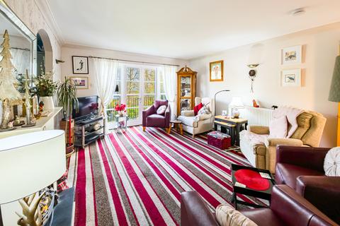 4 bedroom maisonette for sale, Ros Mhor Gardens, Sandbank, Argyll and Bute, PA23