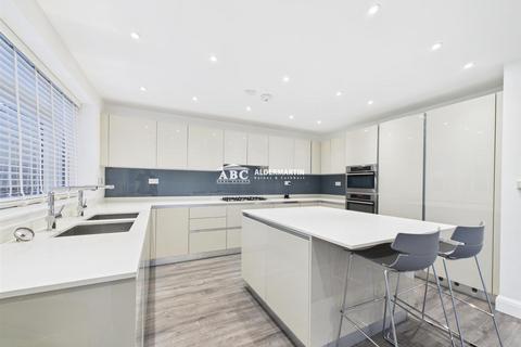 undefined, Edgwarebury Lane, Edgware