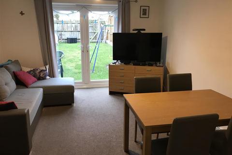 2 bedroom terraced house to rent, Pel Crescent, Oldbury