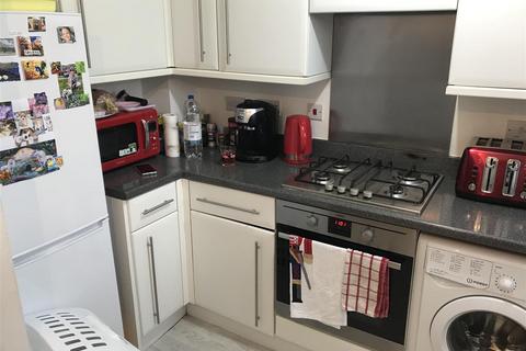 2 bedroom terraced house to rent, Pel Crescent, Oldbury