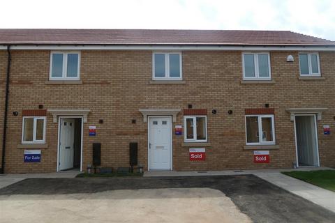 2 bedroom terraced house to rent, Pel Crescent, Oldbury