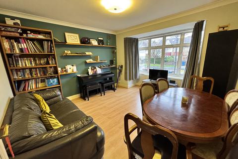 undefined, Lyncroft Avenue, Pinner HA5