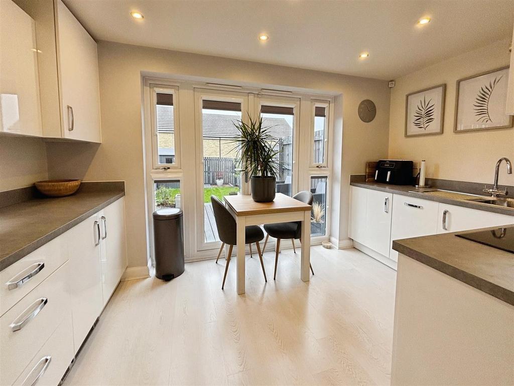 Breakfast Kitchen
