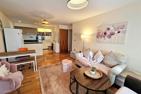 2 bedroom apartment to rent, Hemisphere, 31 The Boulevard, Edgbaston, Birmingham, B5