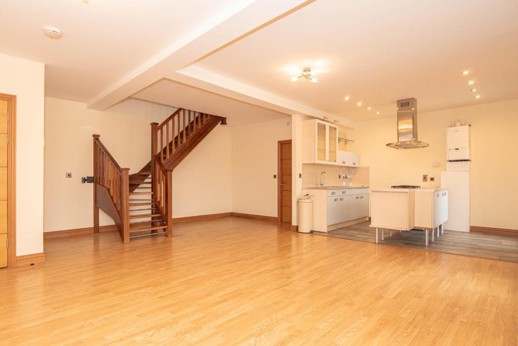 Living room/kitchen diner