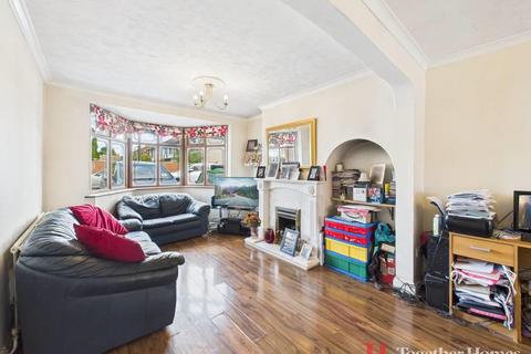 undefined, Guysfield Drive, Rainham