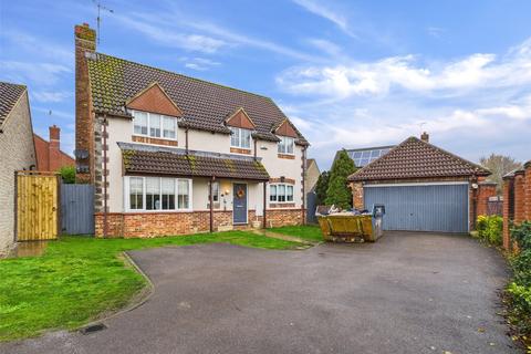 Waterdale Close, Hardwicke, Gloucester, Gloucestershire, GL2