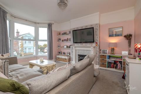 4 bedroom detached house for sale, Swanmore Road, Ryde