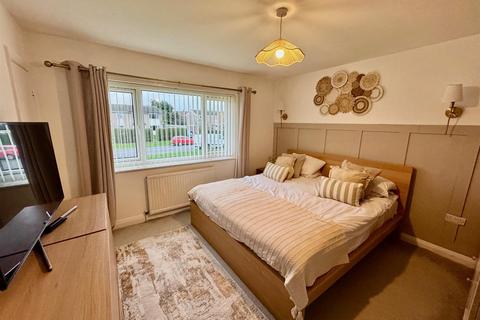 undefined, Eastway, Eastfield, Scarborough