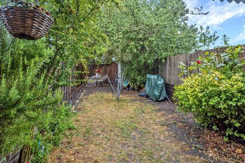 undefined, Pearce Close, Mitcham CR4