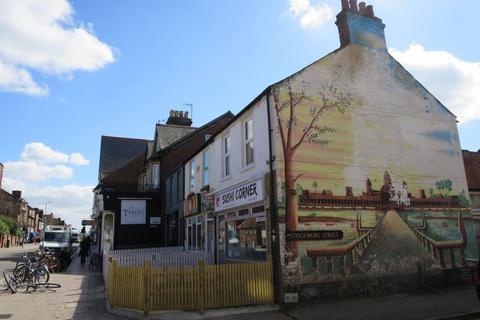 4 bedroom flat to rent, Cowley Road