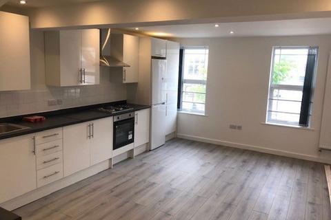 4 bedroom flat to rent, Cowley Road