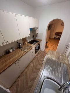 undefined, Room 5, Newcastle Avenue, Worksop
