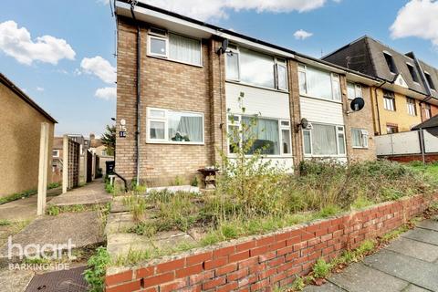 2 bedroom maisonette for sale, Abbey Road, Newbury Park