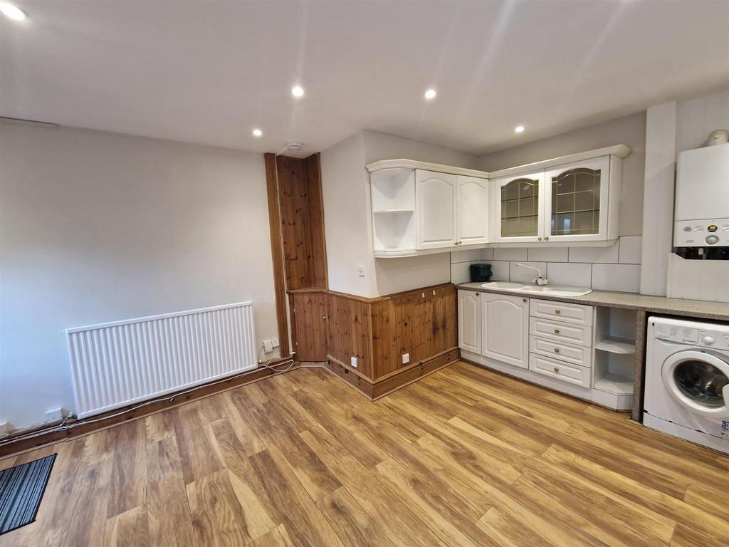 Whats App Image 2025-10-06 at 14.01.23 8f9b97b0.jpg