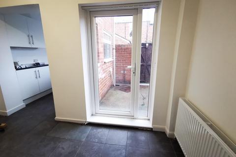 2 bedroom terraced house to rent, Charlton Street, Lemington, Newcastle upon Tyne, NE15