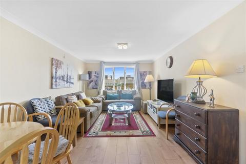 1 bedroom flat to rent, Sopwith Way, Kingston Upon Thames KT2