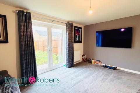 3 bedroom semi-detached house for sale, Newton Drive, Houghton le Spring, Tyne and Wear, DH4 6RB