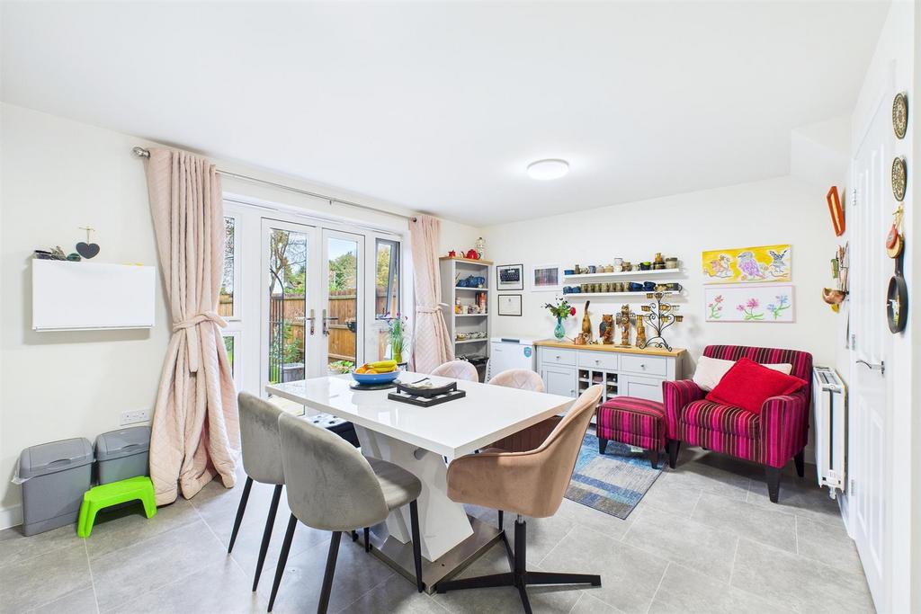 Dining area.jpg