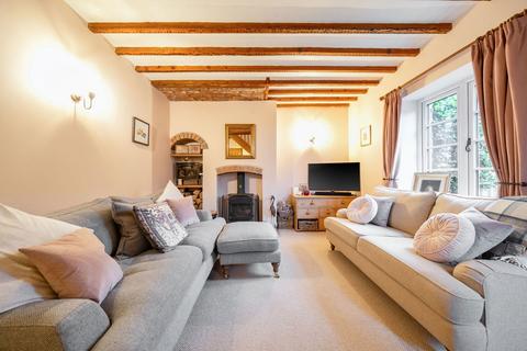 4 bedroom cottage for sale, Basic Cottage, Main Street, Eaton