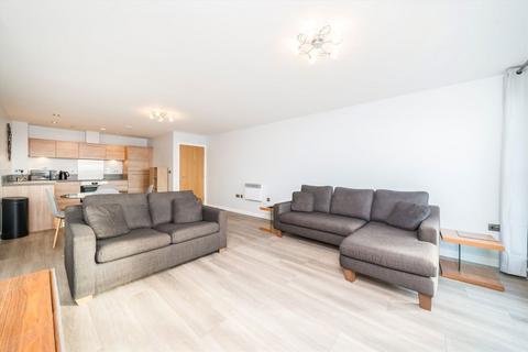 2 bedroom flat to rent, Commercial Road, London E14
