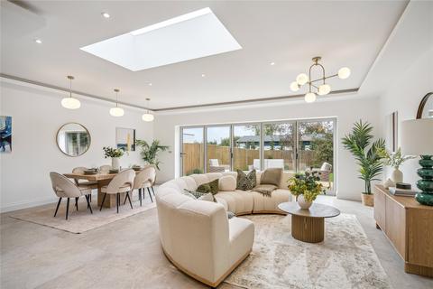undefined, Landrecies, Oxford Road, Gerrards Cross