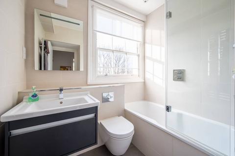 1 bedroom flat to rent, Amwell Street, Clerkenwell, London, EC1R